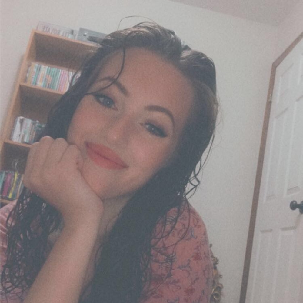 Meet your Posher, Angelina
